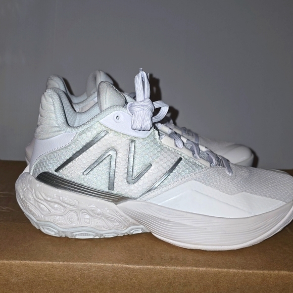 New Balance Shoes - New balance women's size 6.5 Wxy v4 sneakers shoes NEW NO box...